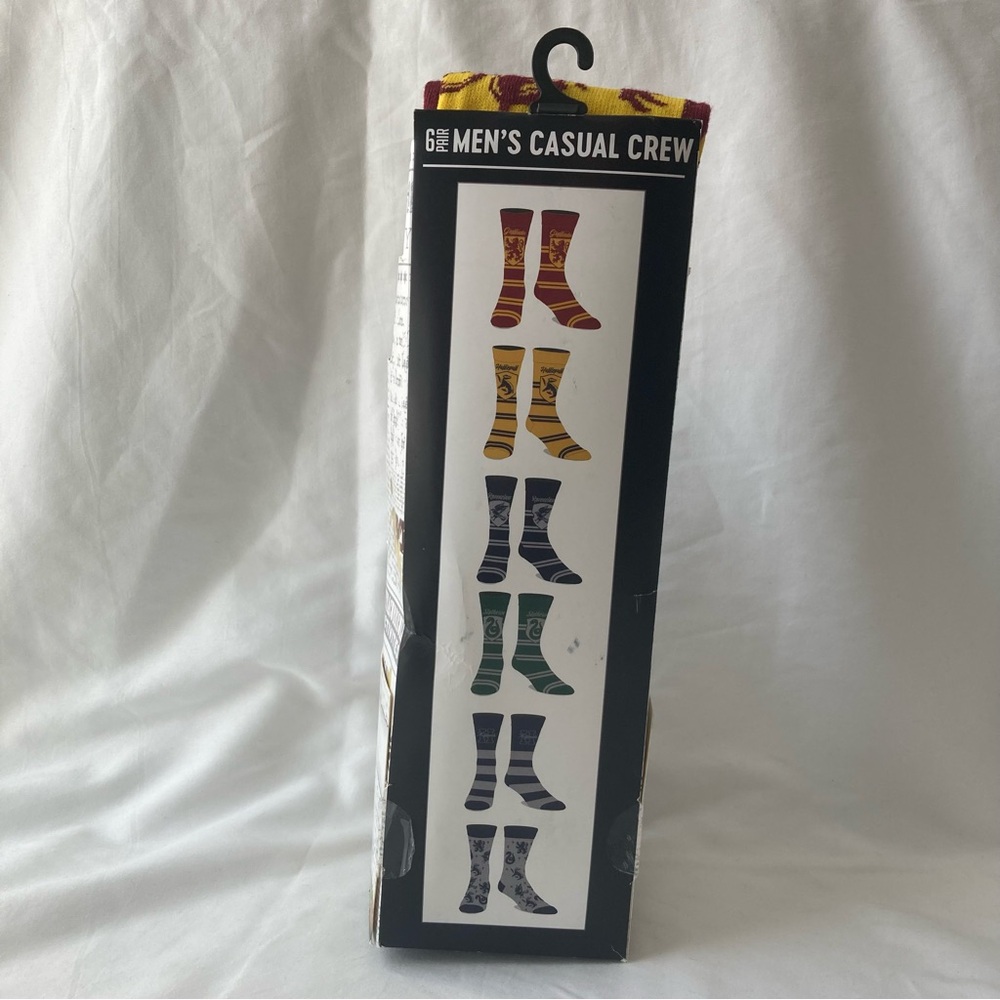 6-Pair Harry Potter Casual Crew Socks Fits Shoe Size 8-12 Wizarding World Gift - Picture 3 of 6